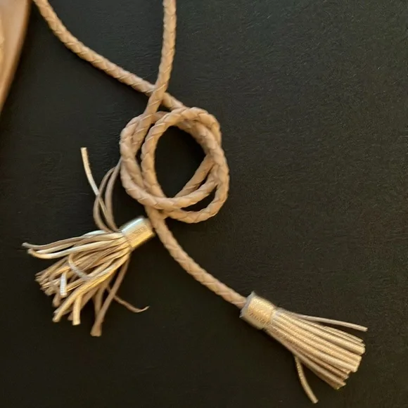 Loeffler Randall lace up beige size 8 sandals - Picture 4 of 5